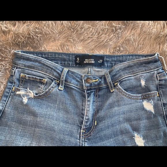 Hollister Distressed Skinny Jeans - Picture 5 of 7